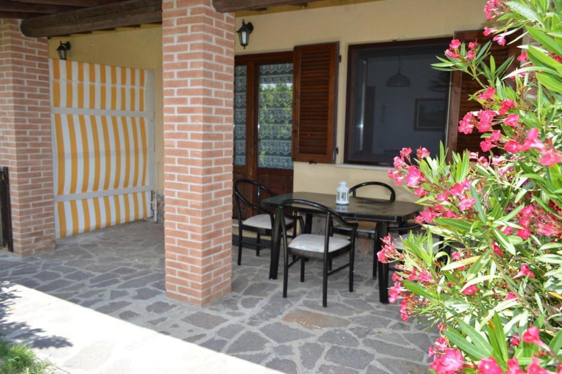 Agriturismo Oasis La Sdriscia Exterior foto